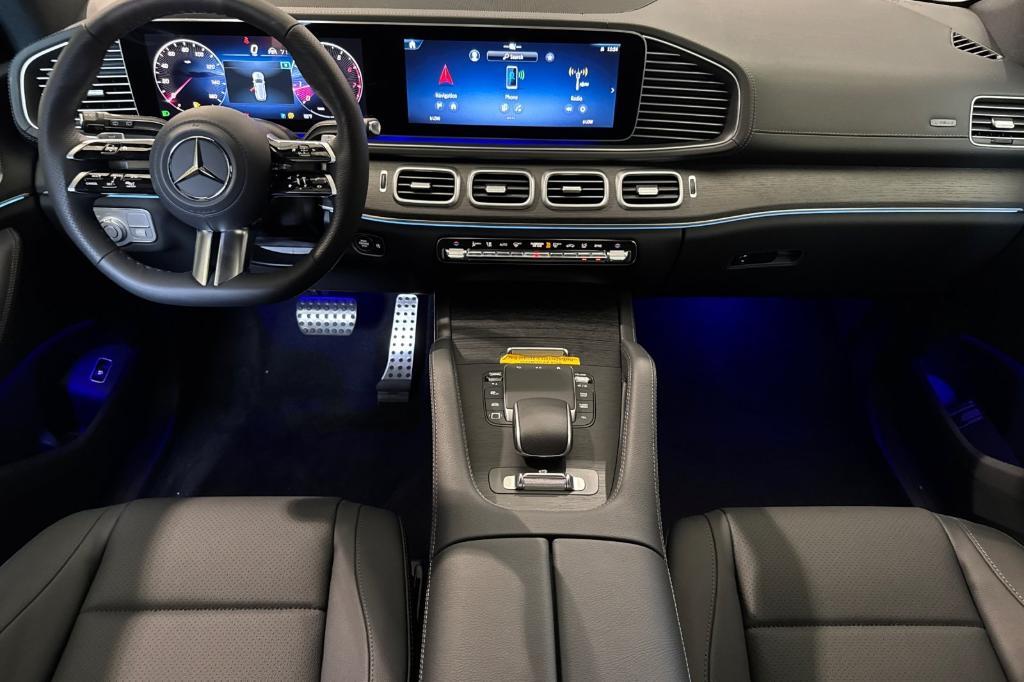 new 2025 Mercedes-Benz GLS 450 car, priced at $96,220