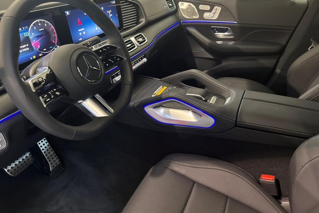 new 2025 Mercedes-Benz GLS 450 car, priced at $96,220