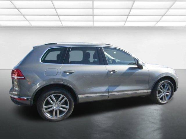 used 2016 Volkswagen Touareg car, priced at $59,950