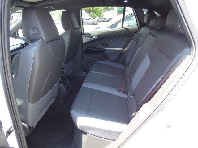 new 2025 Volkswagen ID.4 car, priced at $60,611