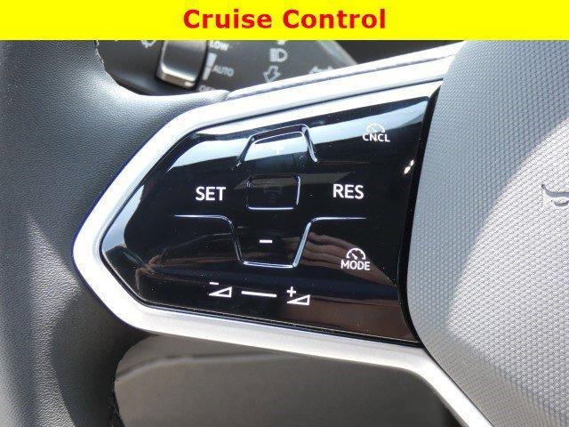 new 2025 Volkswagen ID.4 car, priced at $60,611