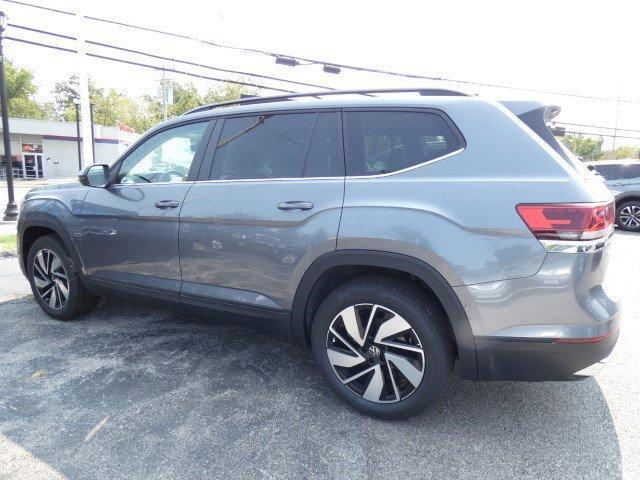 new 2024 Volkswagen Atlas car, priced at $46,800