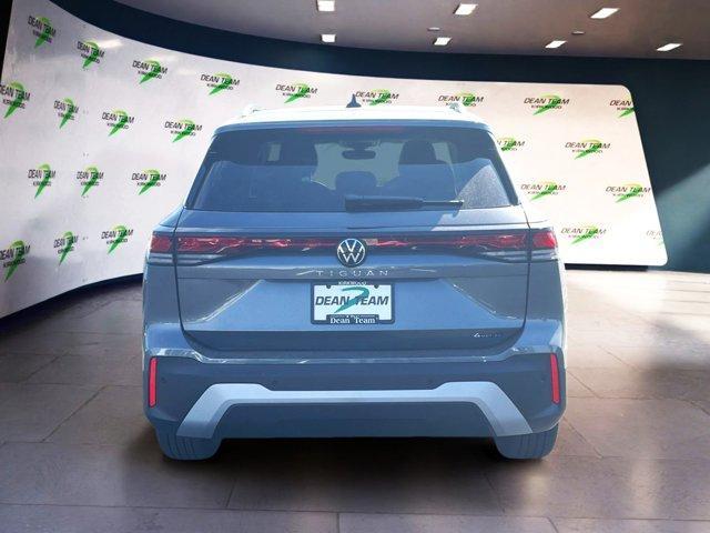 new 2025 Volkswagen Tiguan car, priced at $34,071