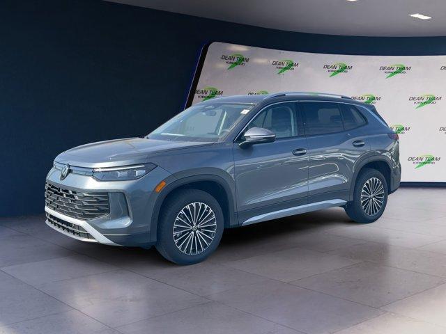 new 2025 Volkswagen Tiguan car, priced at $34,071