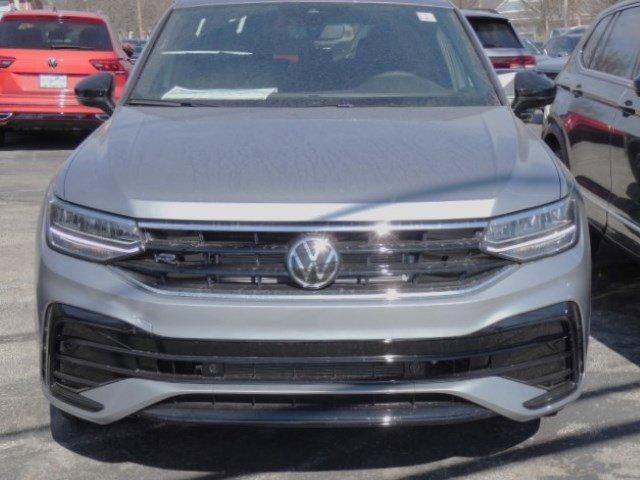 new 2024 Volkswagen Tiguan car, priced at $37,204