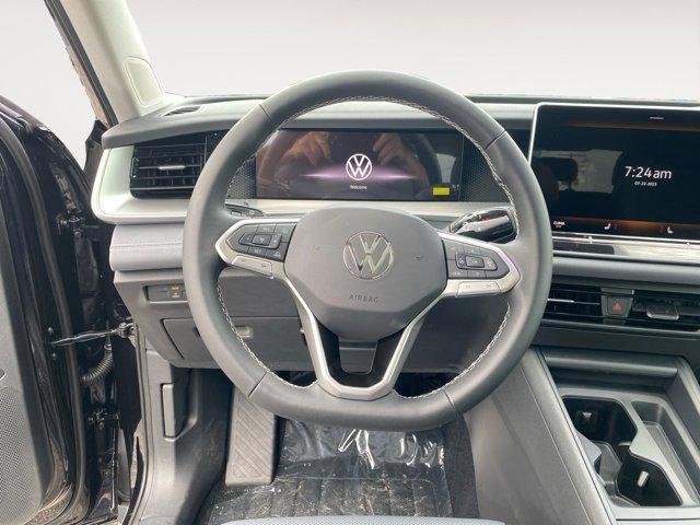 new 2025 Volkswagen Tiguan car, priced at $37,416