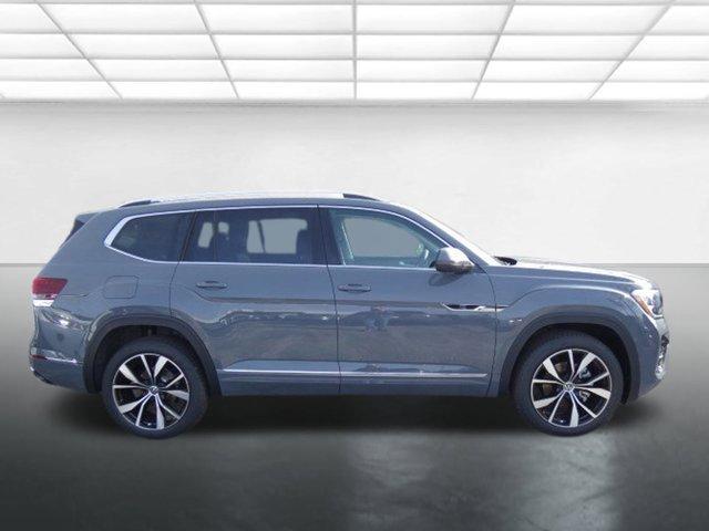 new 2025 Volkswagen Atlas car, priced at $56,776