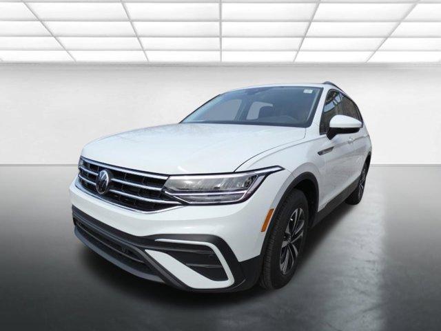 new 2024 Volkswagen Tiguan car, priced at $32,376