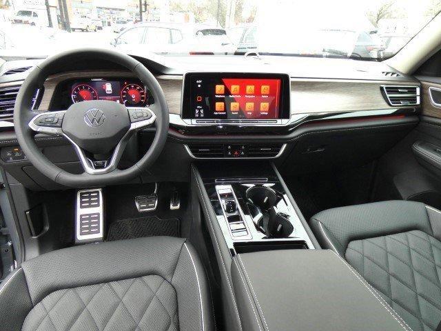 new 2025 Volkswagen Atlas car, priced at $57,006