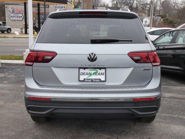 new 2024 Volkswagen Tiguan car, priced at $33,010