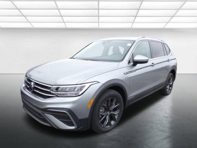 new 2024 Volkswagen Tiguan car, priced at $33,010