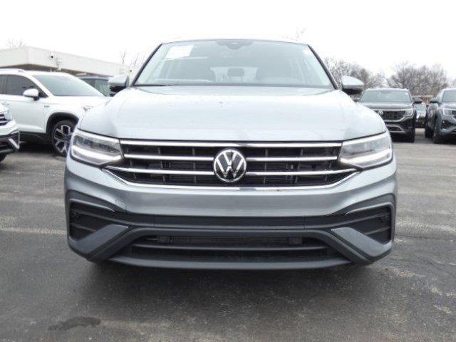 new 2024 Volkswagen Tiguan car, priced at $33,010