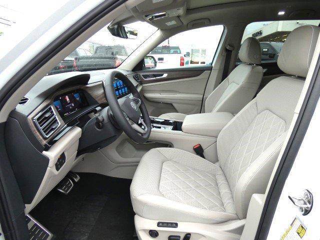 new 2025 Volkswagen Atlas car, priced at $57,006