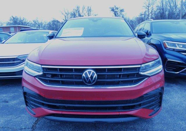 new 2024 Volkswagen Tiguan car, priced at $38,689