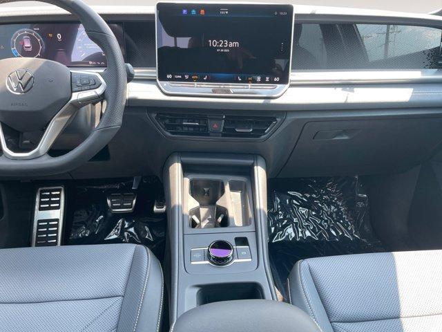 new 2025 Volkswagen Tiguan car, priced at $40,136