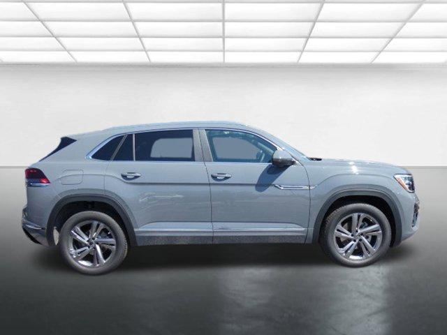 new 2024 Volkswagen Atlas Cross Sport car, priced at $52,136