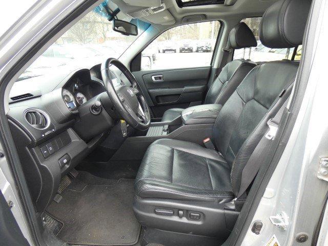 used 2010 Honda Pilot car, priced at $10,950