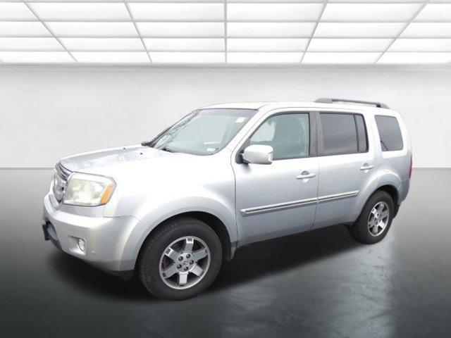 used 2010 Honda Pilot car, priced at $10,950