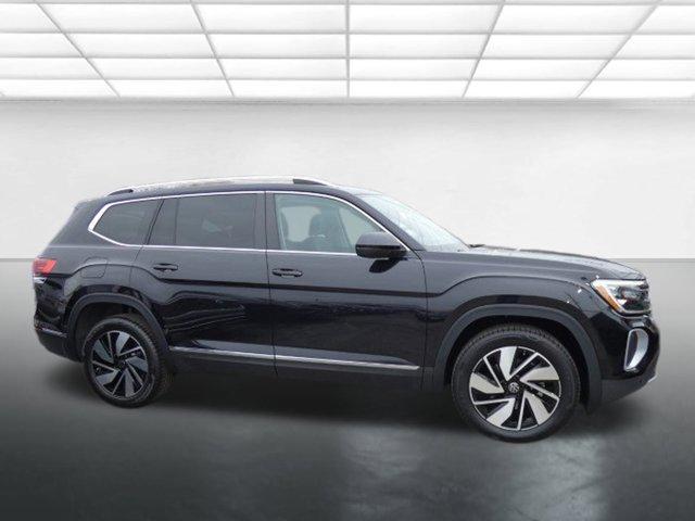 new 2025 Volkswagen Atlas car, priced at $50,621