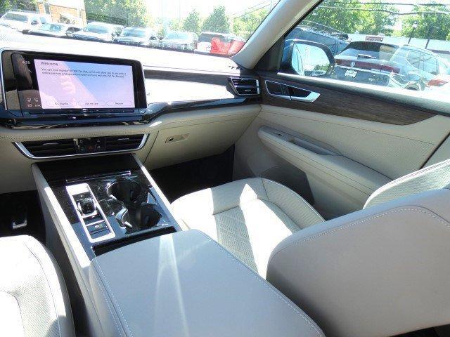 new 2025 Volkswagen Atlas car, priced at $55,856