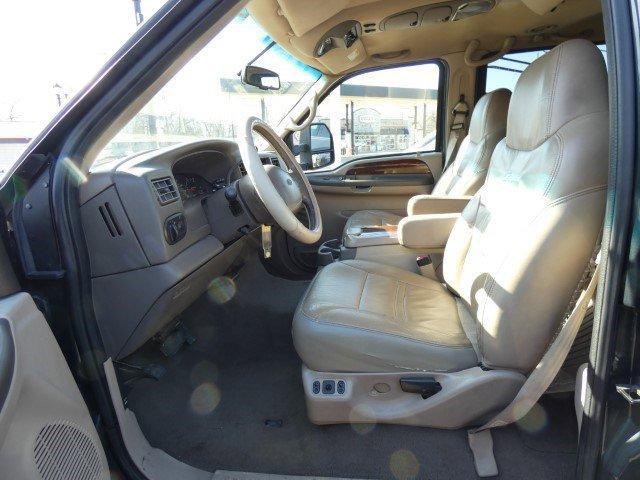 used 2000 Ford Excursion car, priced at $18,950