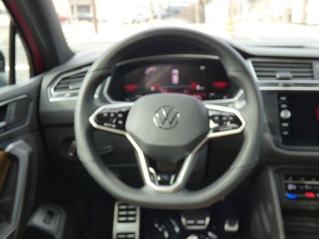new 2024 Volkswagen Tiguan car, priced at $39,049