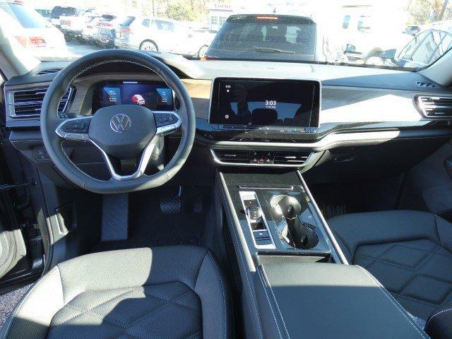 new 2025 Volkswagen Atlas car, priced at $45,926