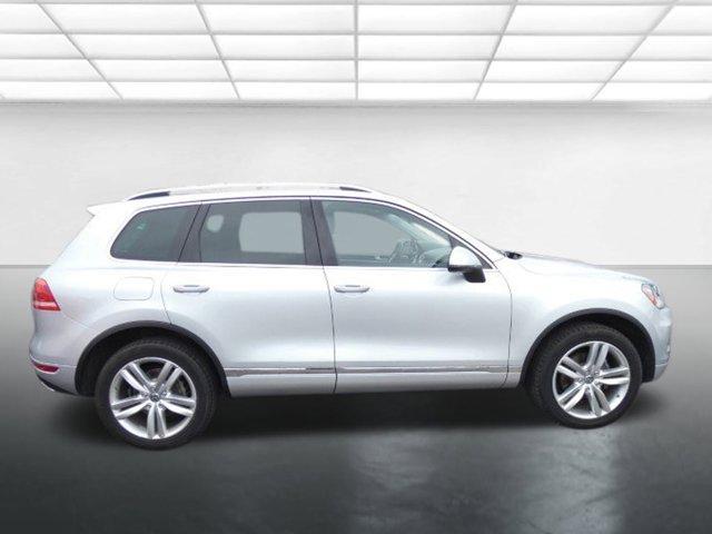 used 2013 Volkswagen Touareg car, priced at $13,950