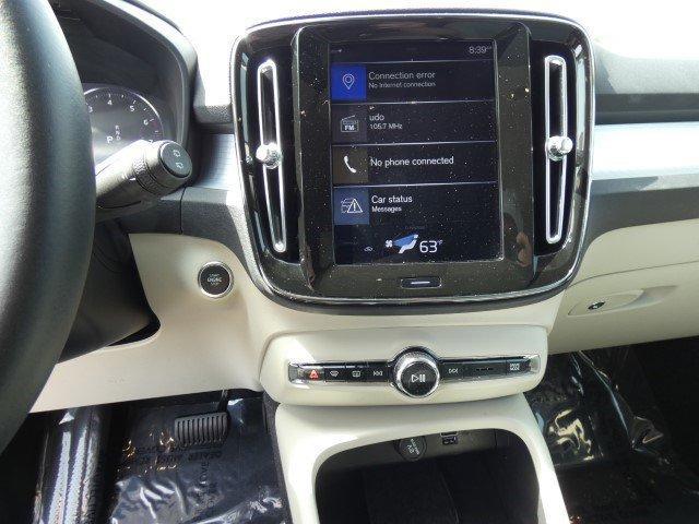 used 2020 Volvo XC40 car, priced at $28,950