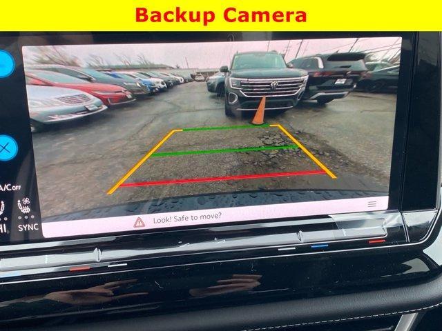 new 2026 Volkswagen Atlas car, priced at $43,811