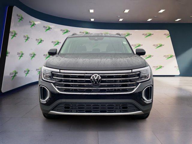 new 2026 Volkswagen Atlas car, priced at $43,811