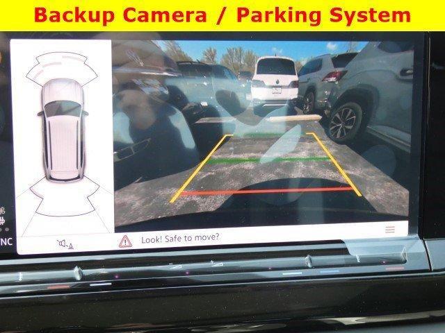 new 2025 Volkswagen Atlas car, priced at $49,076