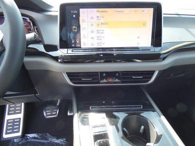 new 2025 Volkswagen Atlas car, priced at $49,076