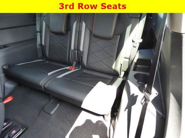 new 2025 Volkswagen Atlas car, priced at $49,076