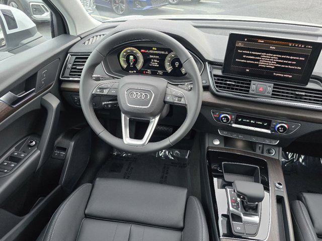 new 2025 Audi Q5 car, priced at $59,525