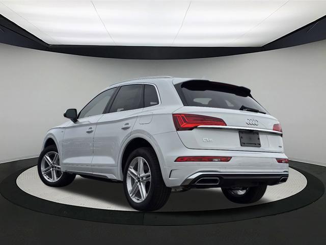 new 2025 Audi Q5 car, priced at $59,525