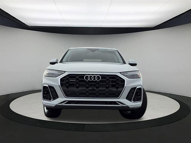 new 2025 Audi Q5 car, priced at $59,525