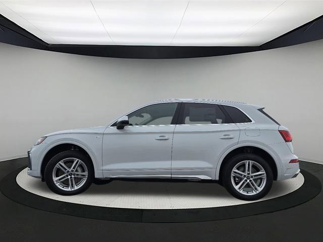 new 2025 Audi Q5 car, priced at $59,525