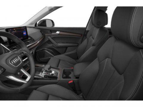 new 2025 Audi Q5 car, priced at $69,475
