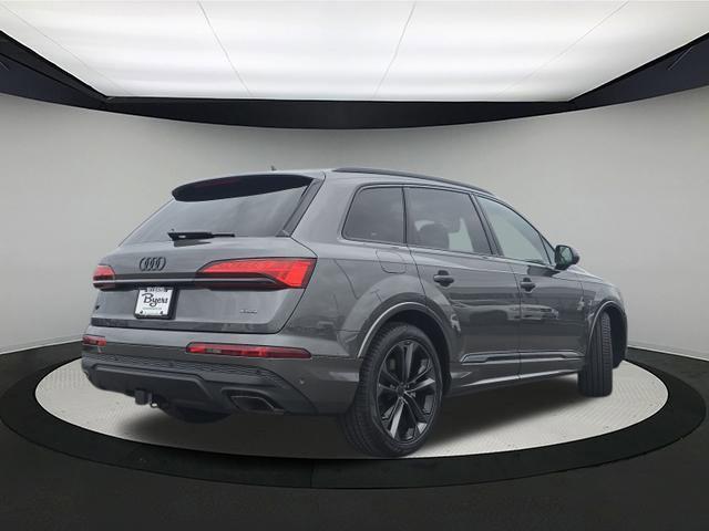 new 2026 Audi Q7 car, priced at $78,295