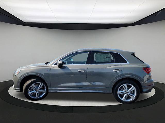 new 2024 Audi Q3 car, priced at $41,518