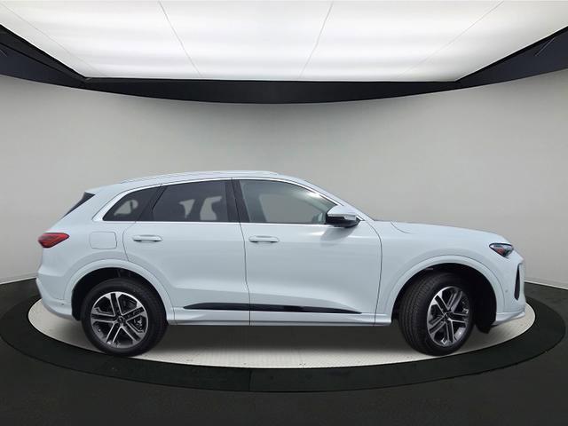 new 2025 Audi Q5 car, priced at $57,775