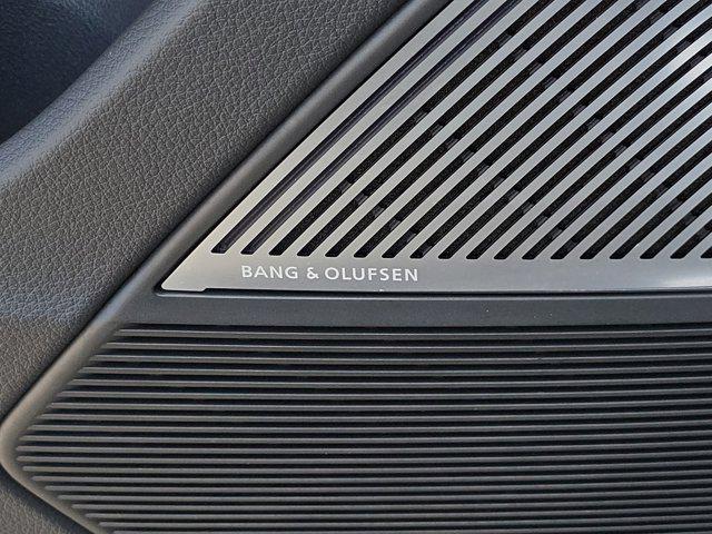 used 2022 Audi RS Q8 car, priced at $91,999