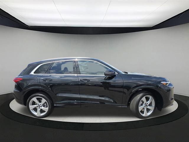 new 2025 Audi Q5 car, priced at $60,975