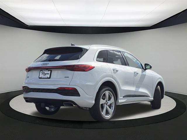new 2025 Audi Q5 car, priced at $59,472