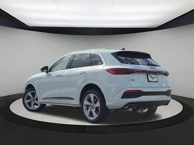 new 2025 Audi Q5 car, priced at $59,472