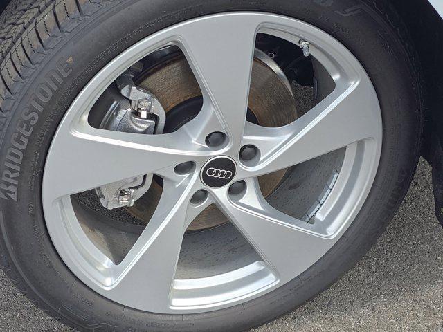 new 2025 Audi Q5 car, priced at $59,472