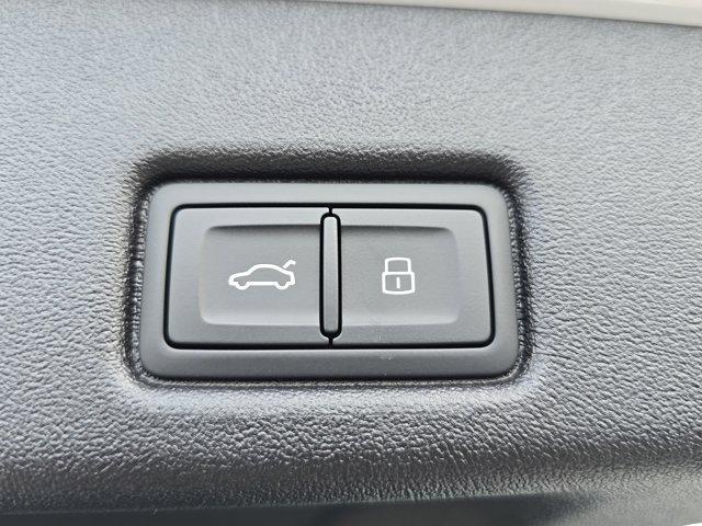 new 2025 Audi Q5 car, priced at $59,472