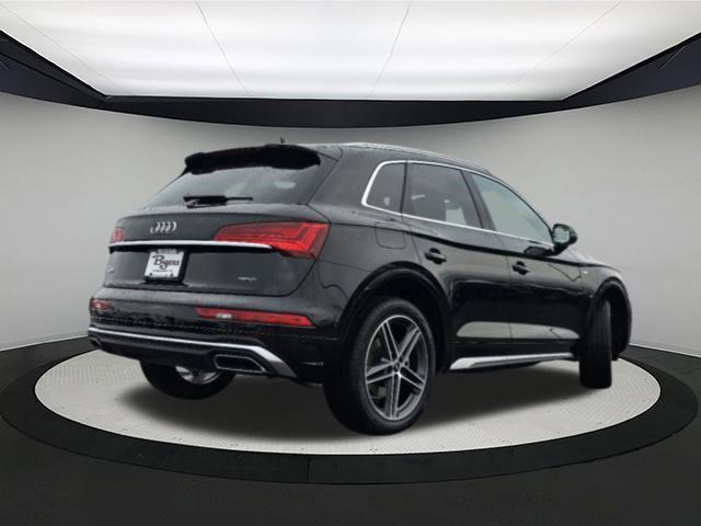 new 2025 Audi Q5 car, priced at $66,075