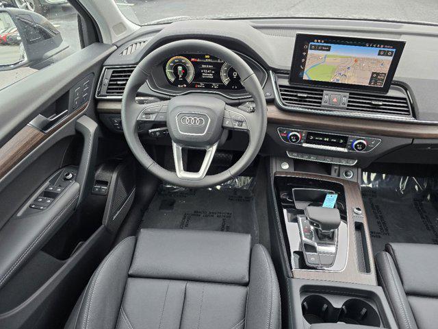 new 2025 Audi Q5 car, priced at $66,075